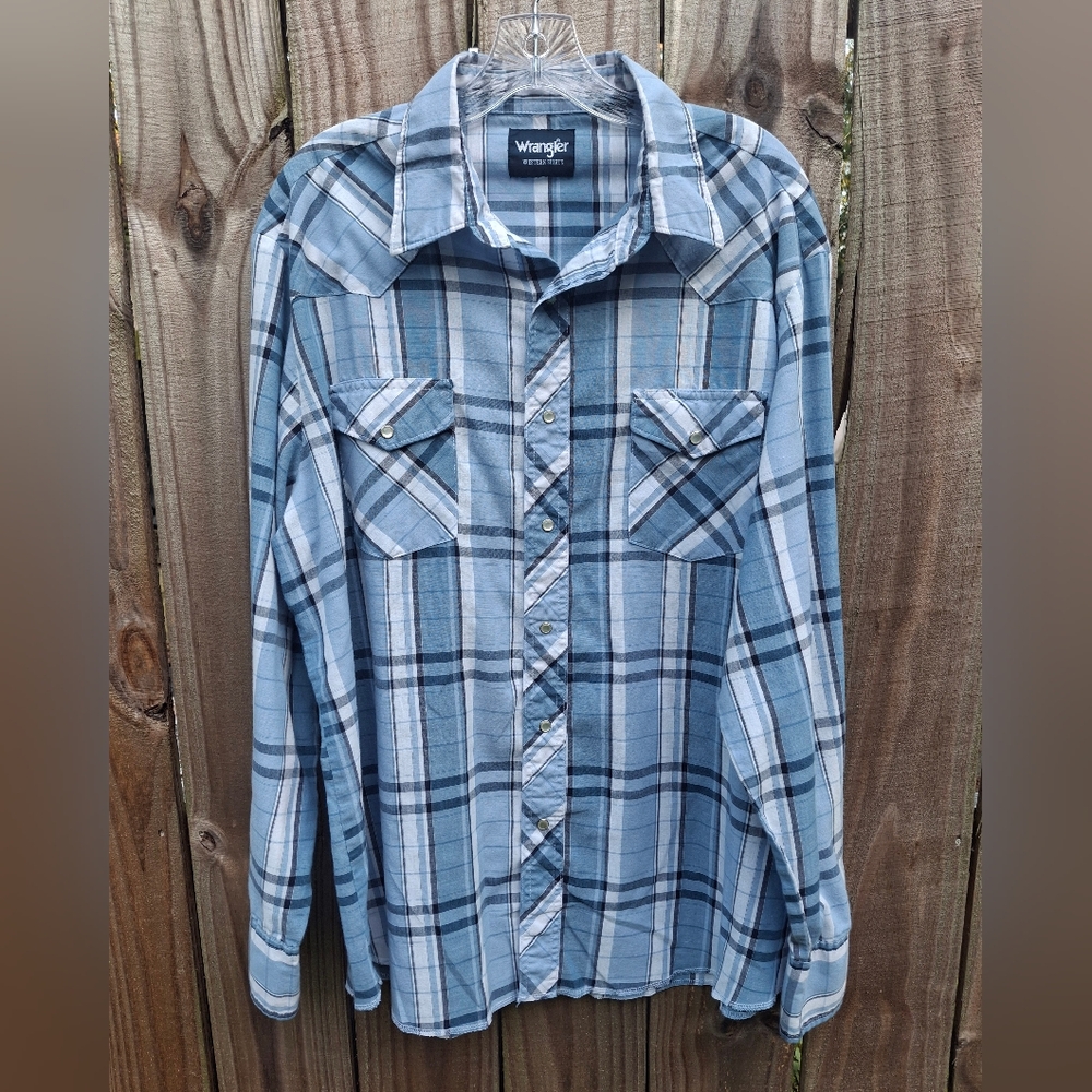 Wrangler Men's Pearl Snap Shirt